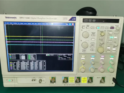 泰克Tektronix DPO7104C 混合信号示波器