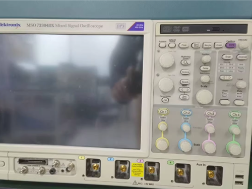 泰克Tektronix MSO73304DX 混合信号示波器
